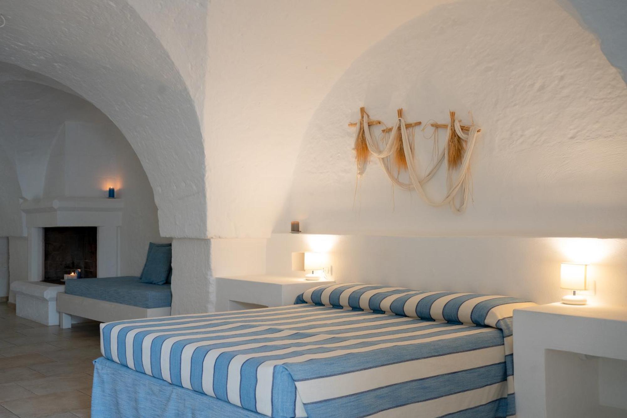 Oltre Gli Ulivi Bed & Breakfast Ostuni Ngoại thất bức ảnh